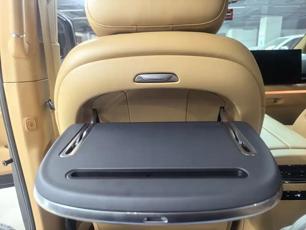 VOYAH Dreamer — миниатюра 14