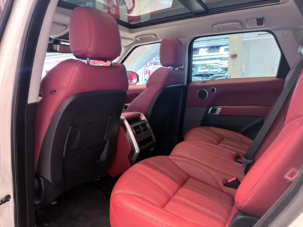 Land Rover Sport — миниатюра 7