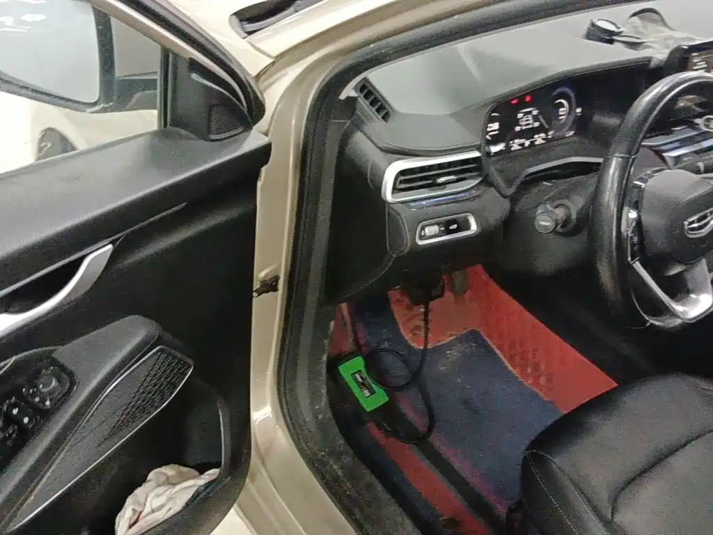 Geely Emgrand — миниатюра 16