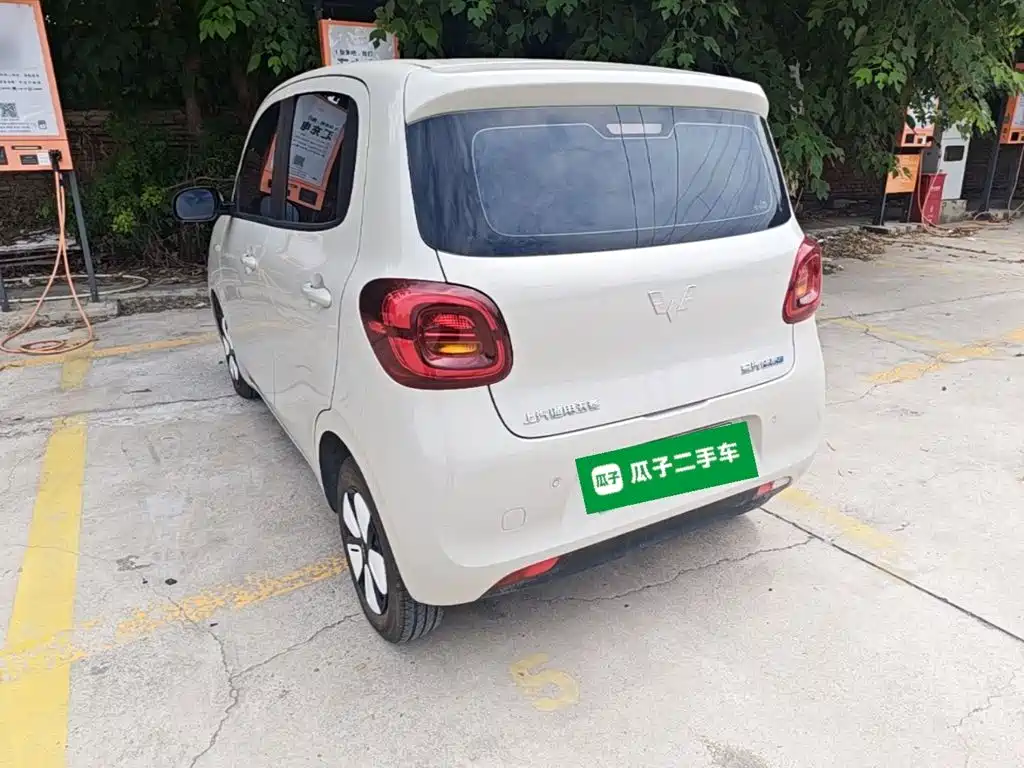 Wuling MINIEV — миниатюра 5