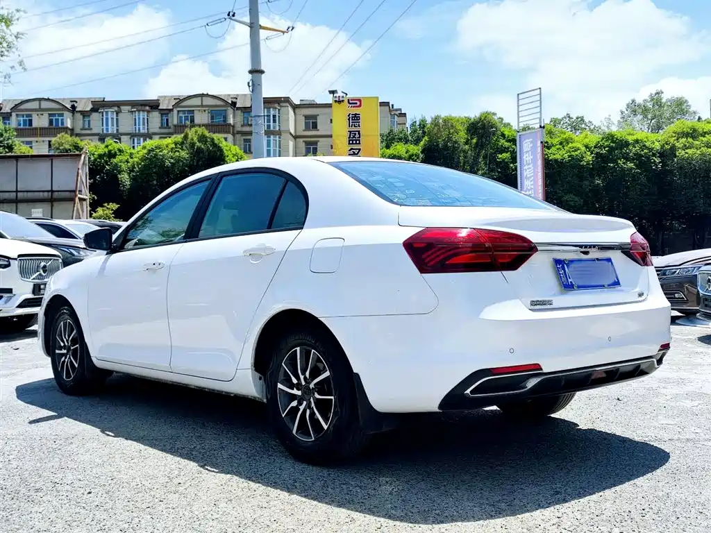 Geely Emgrand 2019 1.5L CVT Luxury VI