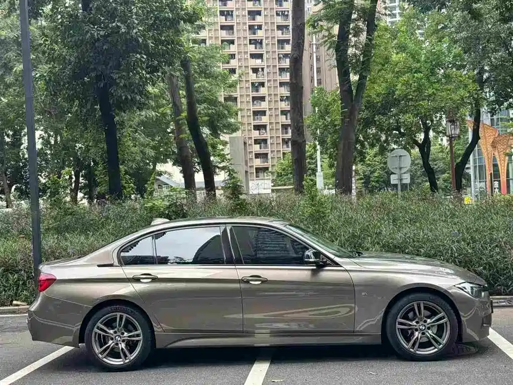 BMW 3 Series — миниатюра 4