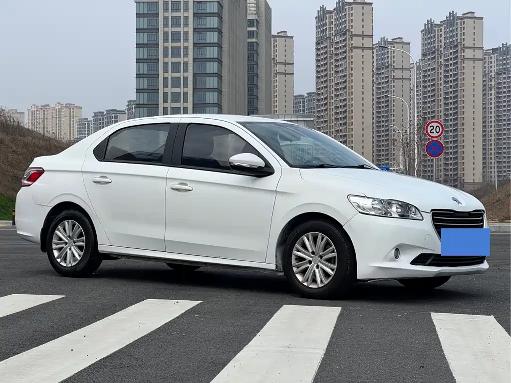 PEUGEOT 301