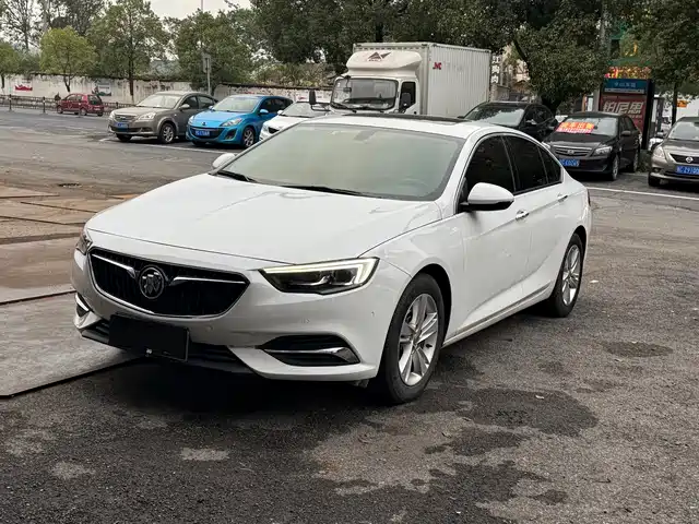 BUICK REGAL 2018