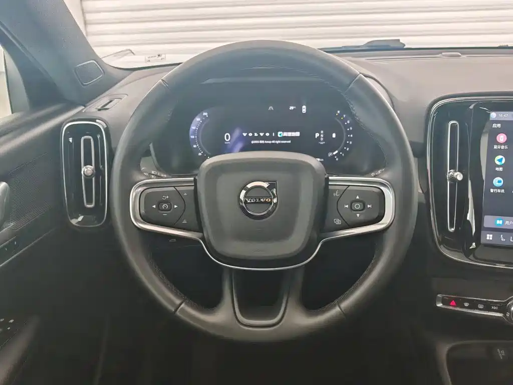 Volvo XC40 — миниатюра 14