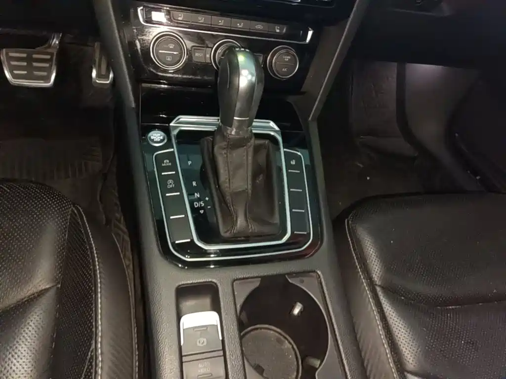 Volkswagen CC — миниатюра 14