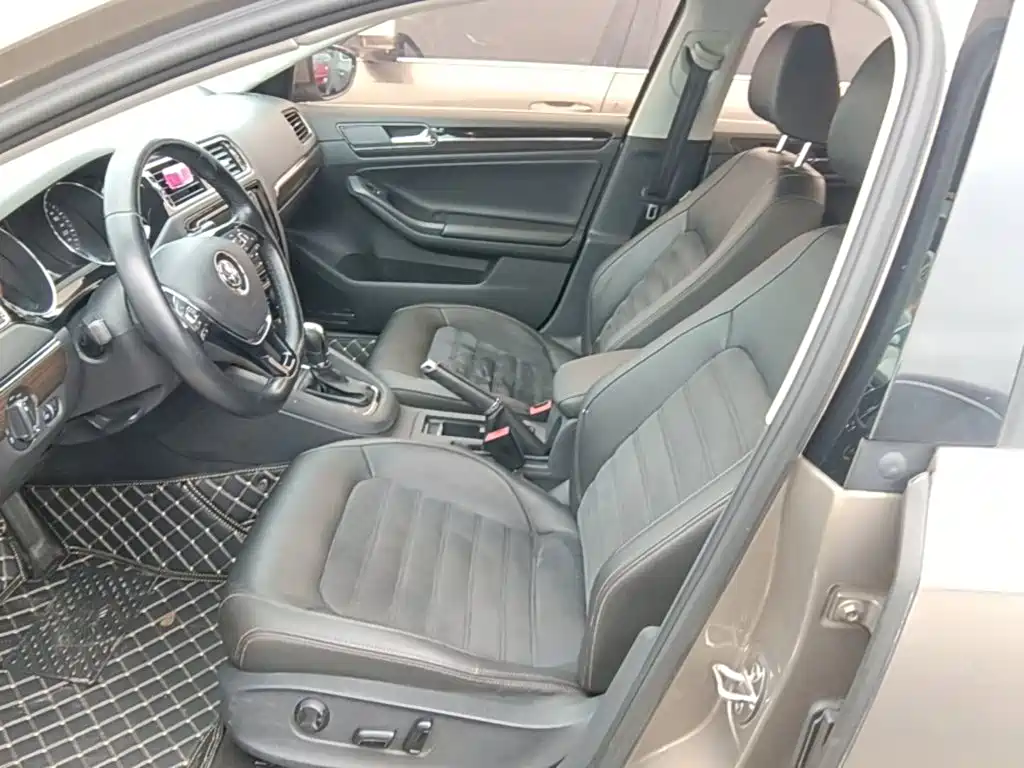 Volkswagen Sagitar — миниатюра 15