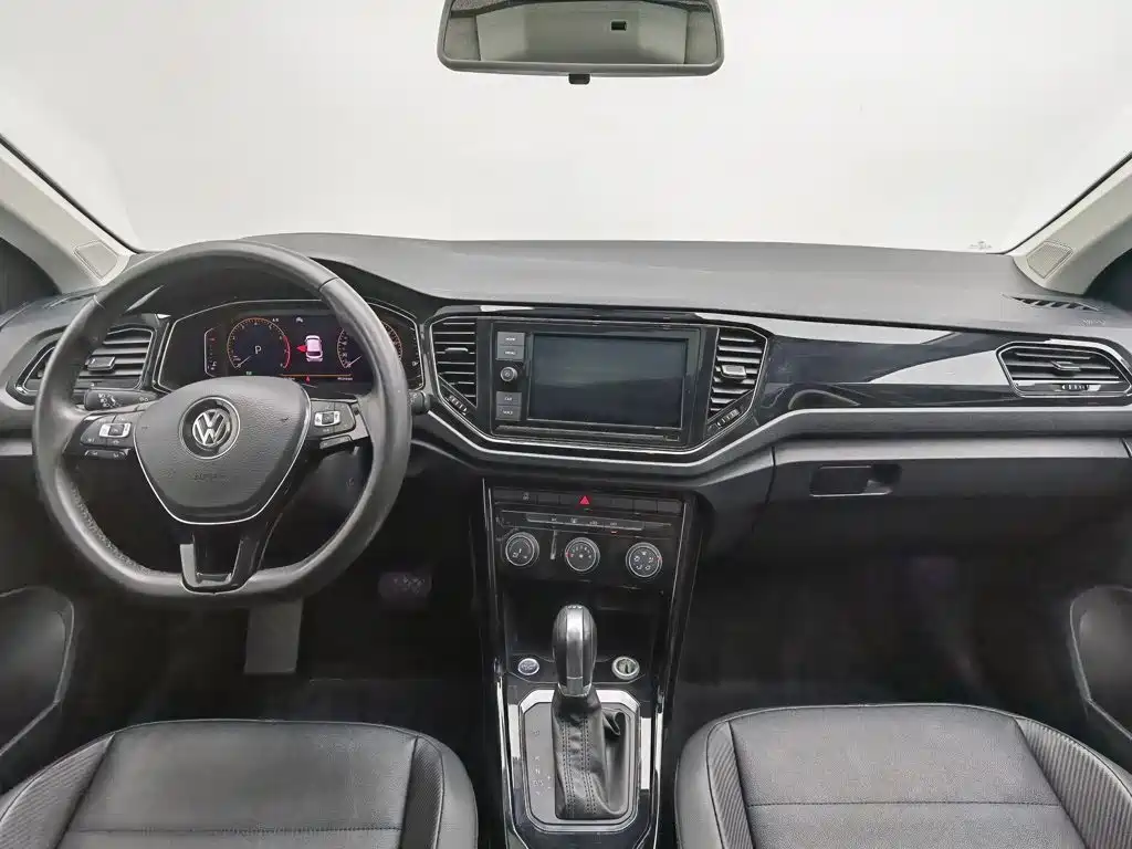 Volkswagen T-Roc — миниатюра 5
