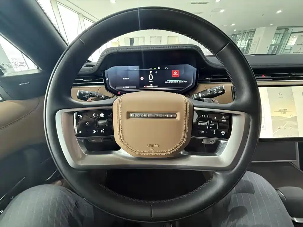 Land Rover Range Rover 2024 3.0 L6 400PS Long Wheelbase