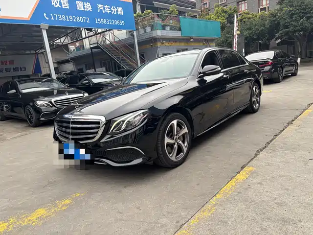 MERCEDES-BENZ E CLASS