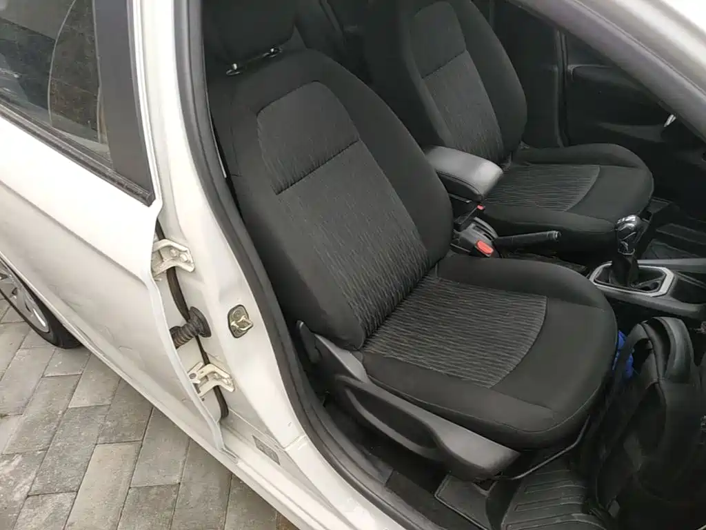 Citroen Elysee — миниатюра 25