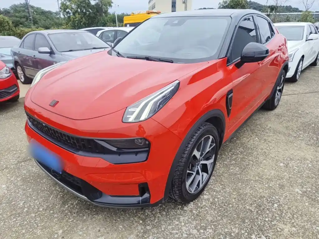 Lynk & Co 05