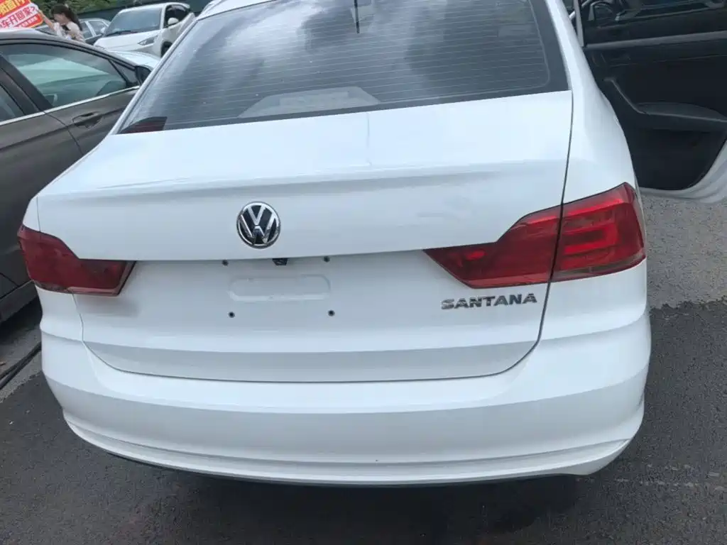 Volkswagen Santana — миниатюра 6