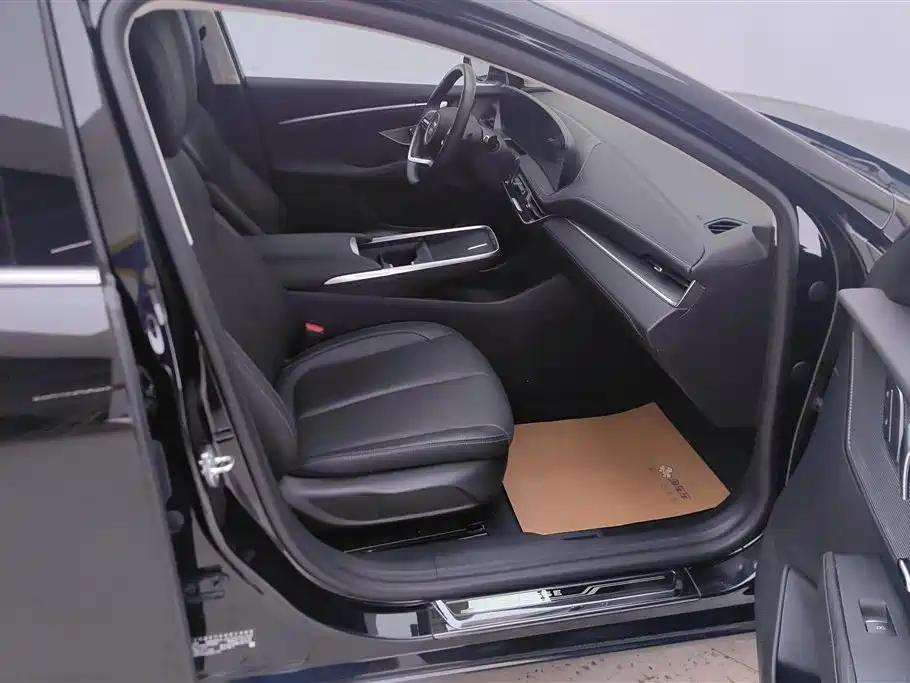 Buick LaCrosse 2023 28T