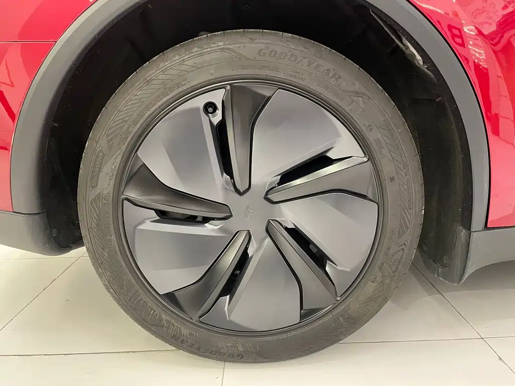 Tesla Model Y — фотографии объявления, Фото 18