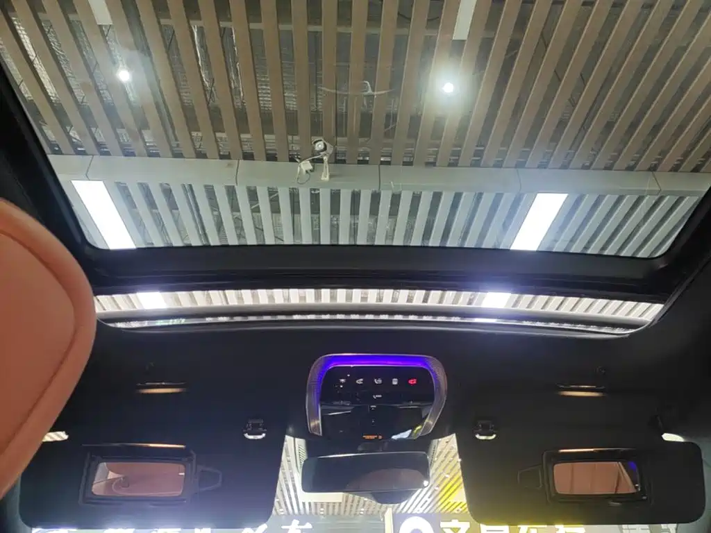 Mercedes-Benz S-Class — миниатюра 14