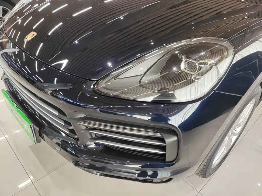 Porsche Cayenne — миниатюра 18