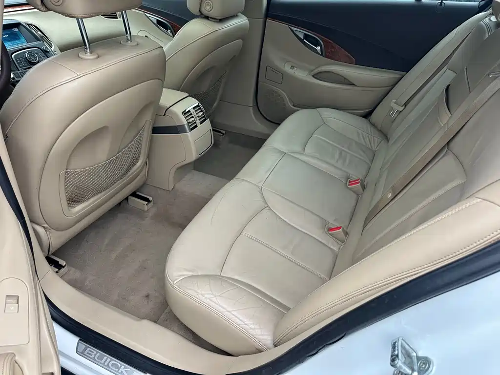 Buick LaCrosse — миниатюра 6