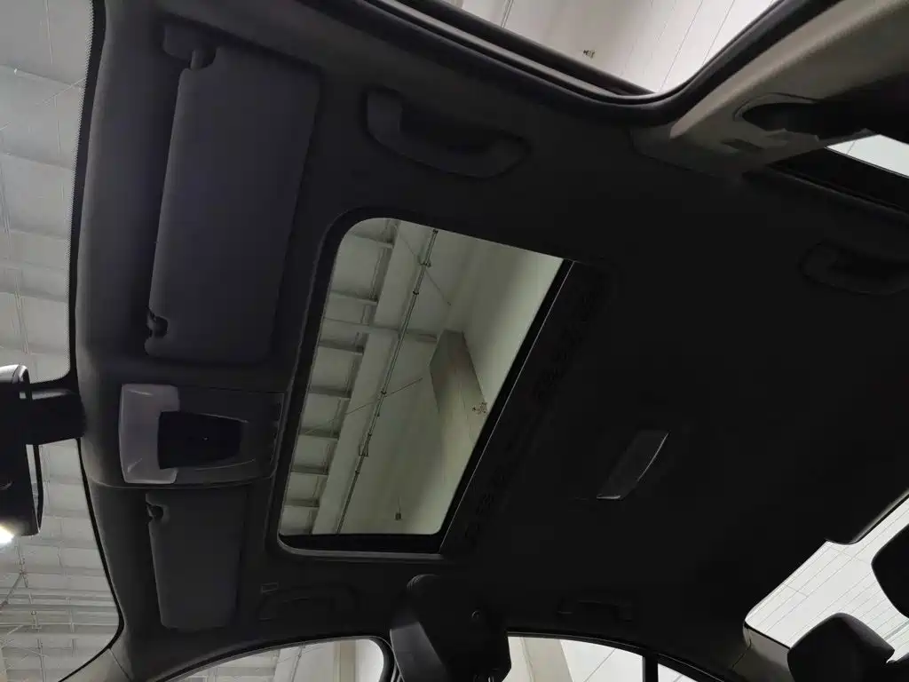 BMW 3 Series — миниатюра 14