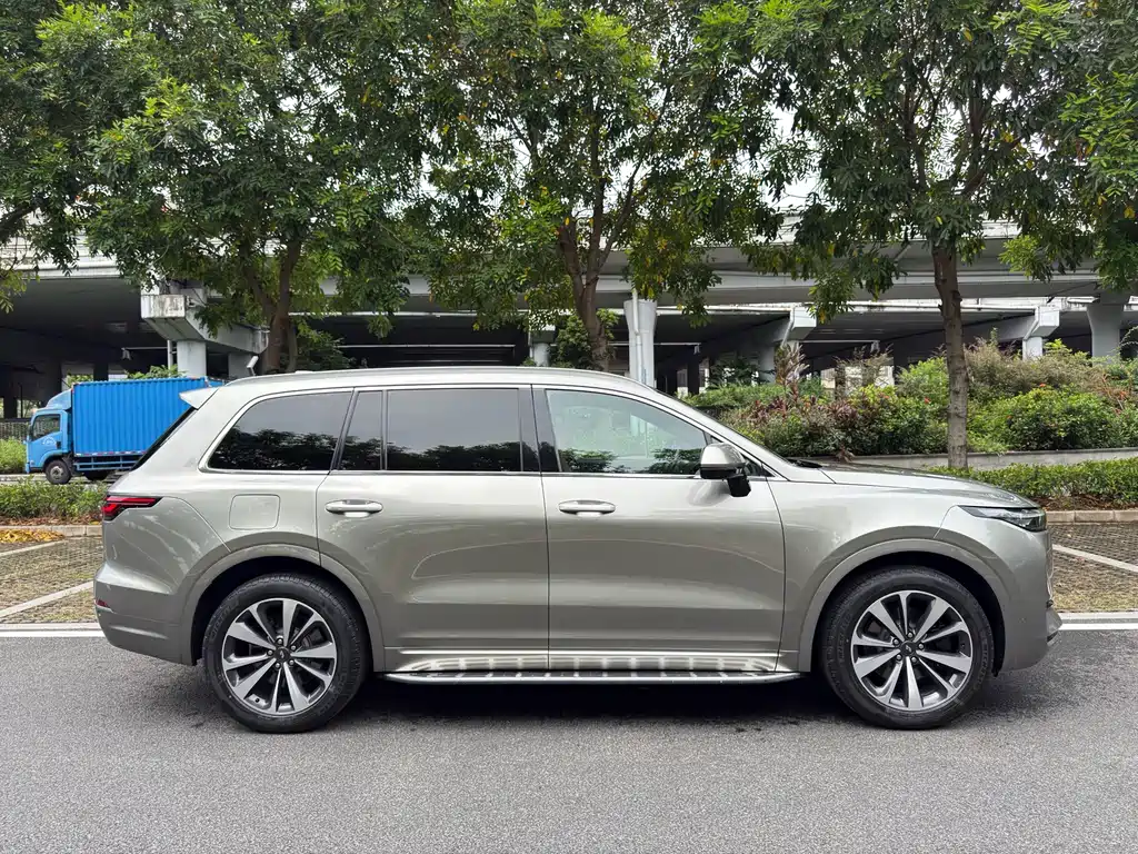 Li Auto Li ONE — миниатюра 4
