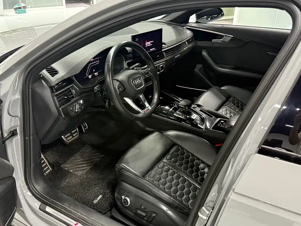 Audi RS 4 2022 RS4 Avant