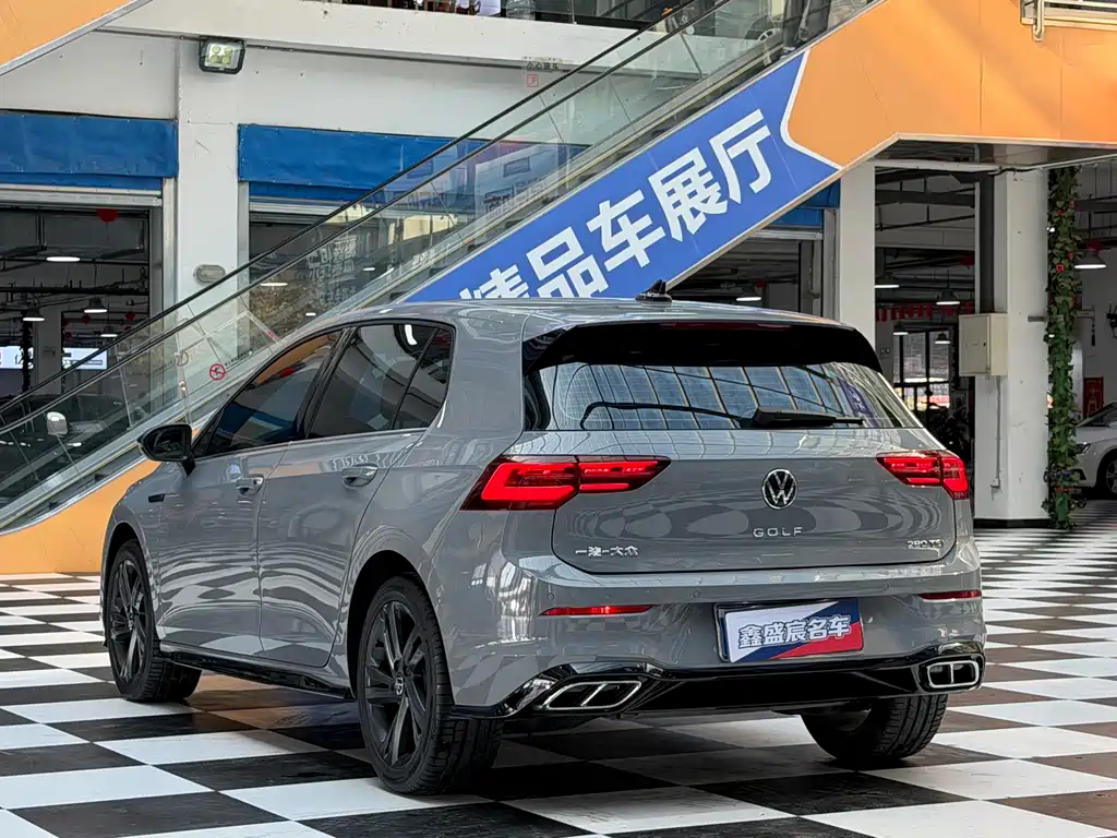 Volkswagen Golf — миниатюра 20