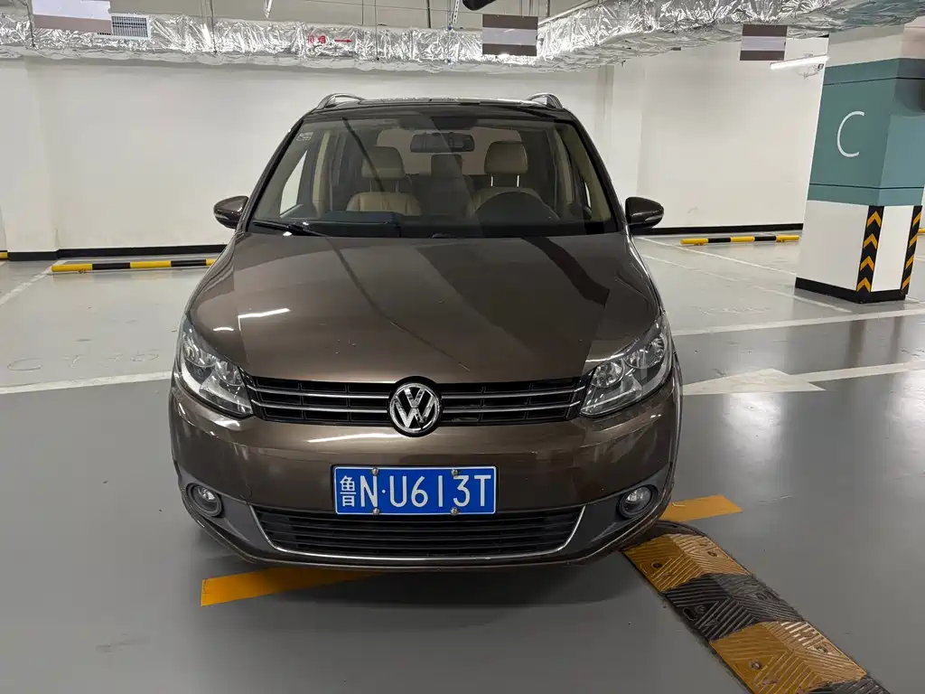 Volkswagen Touran — миниатюра 2
