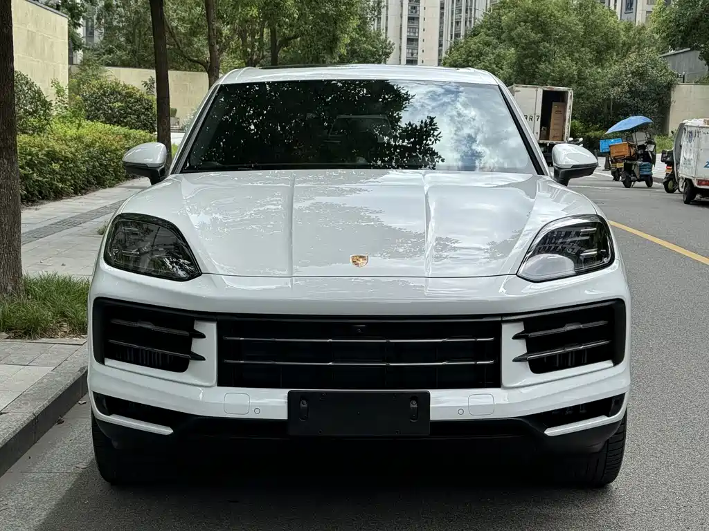 Porsche Cayenne — миниатюра 2