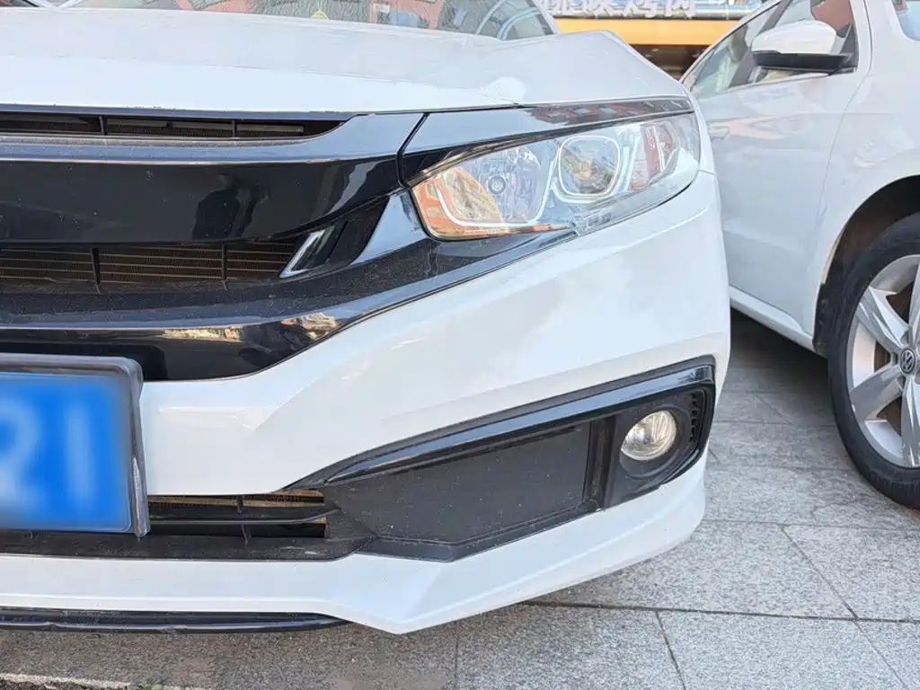 Honda Civic — миниатюра 9