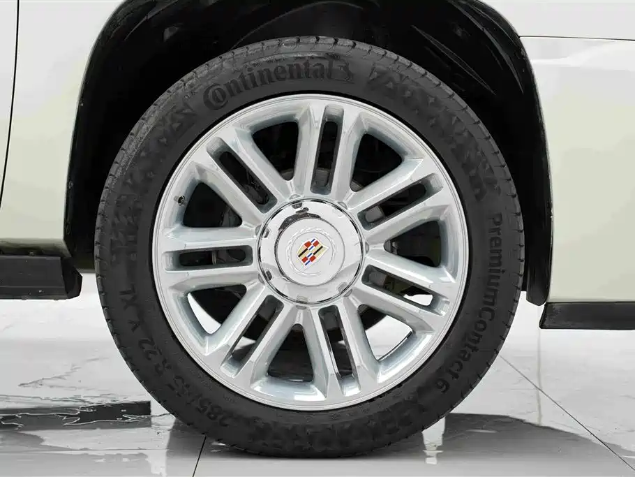Cadillac Escalade 6.2L ESV Platinum Edition Extended Type, фото 50