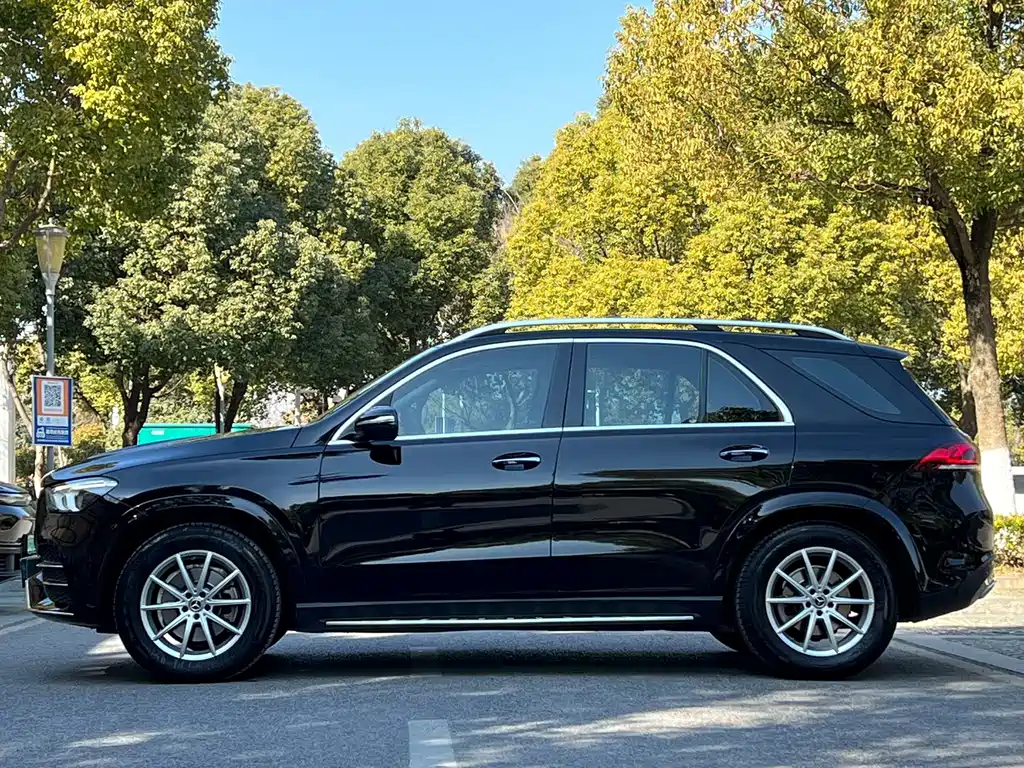 Mercedes-Benz GLE (Import) — миниатюра 4