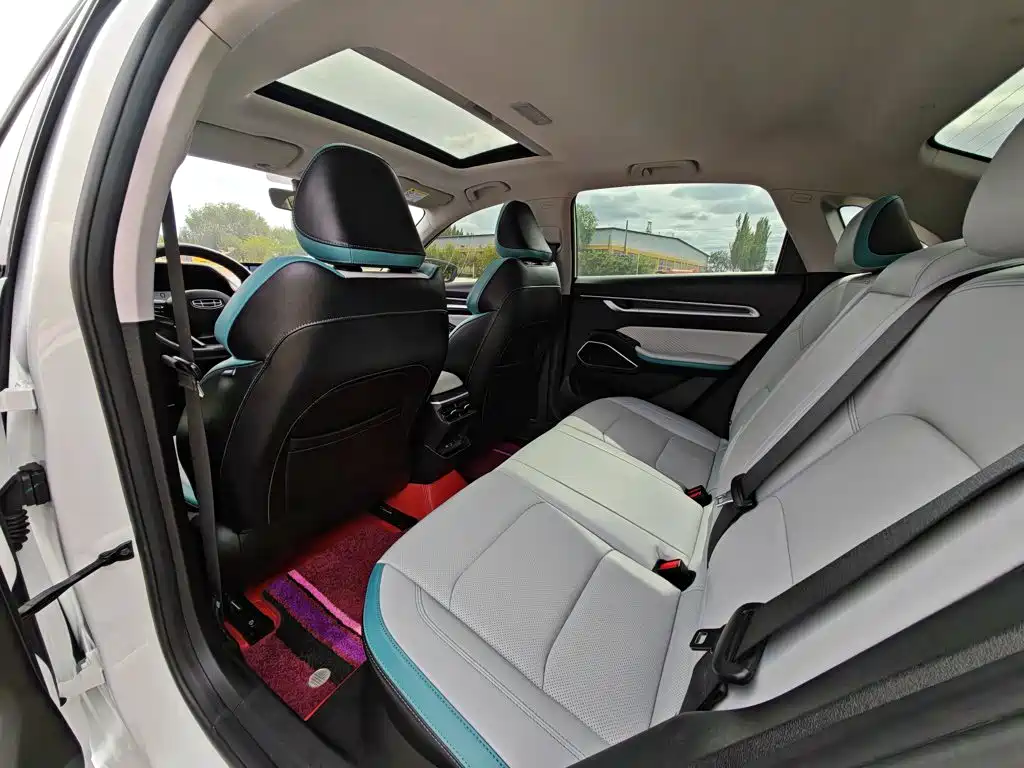 Geely Emgrand — миниатюра 20