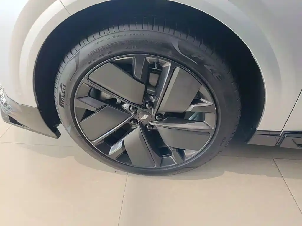 Li Auto Li L6 — миниатюра 23