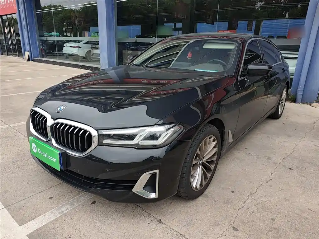 BMW 5 Series 2021