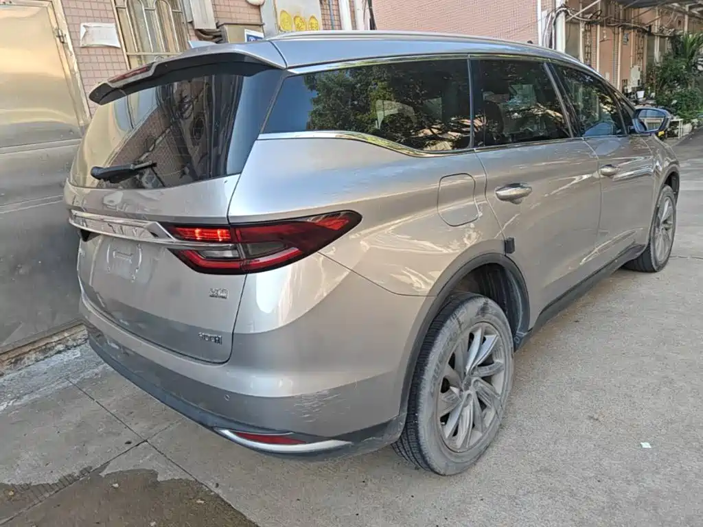Geely Jia Ji New Energy — миниатюра 7