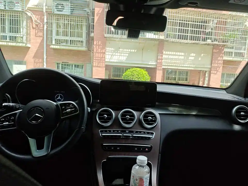 Mercedes-Benz GLC — миниатюра 3