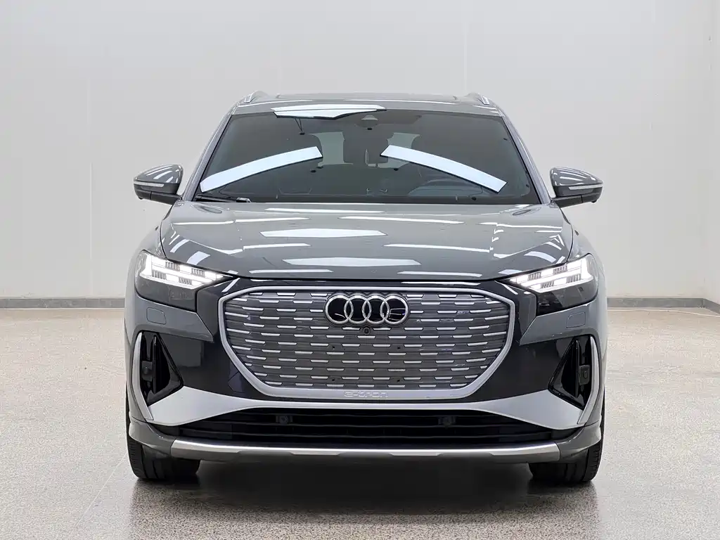 Audi Q4 e-tron 2022 50 e-tron quattro