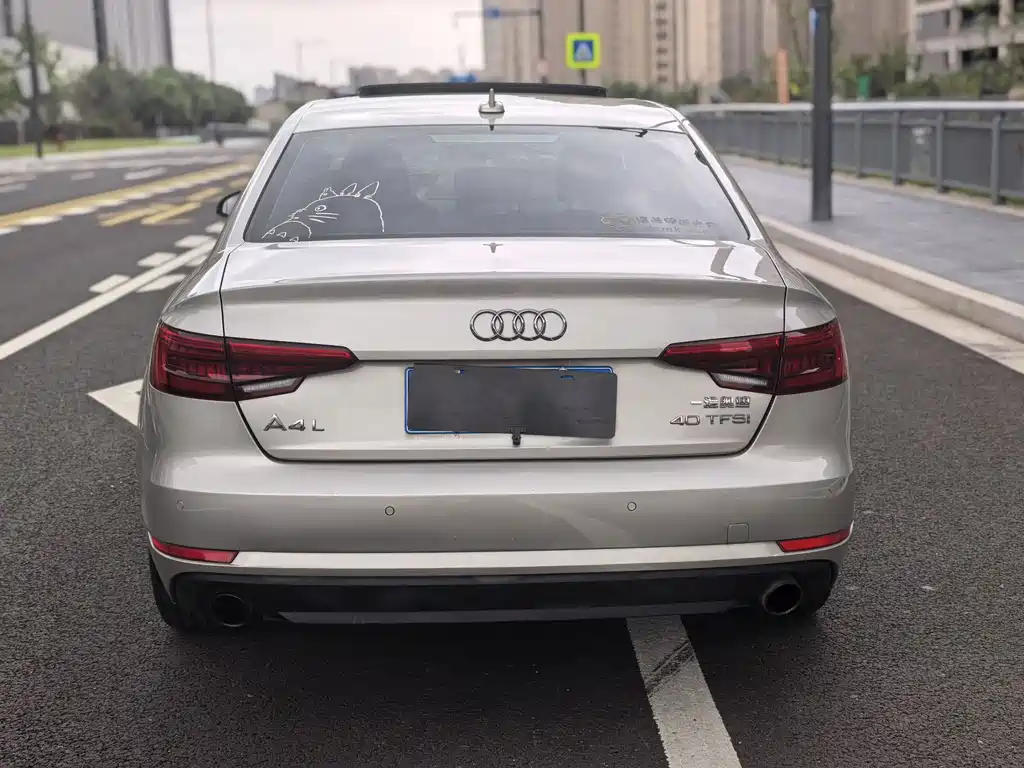 Audi A4L — миниатюра 6
