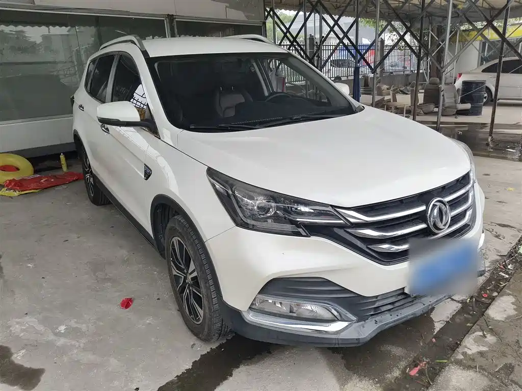 DONGFENG AX7
