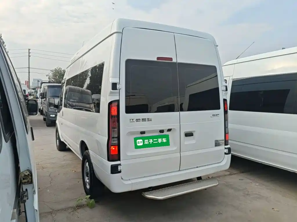 JMC JMC Fushun — миниатюра 5