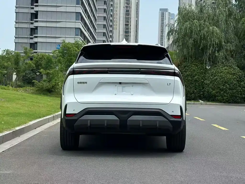 Geely Galaxy Galaxy L7 L7 2023 1.5T 115km MAX