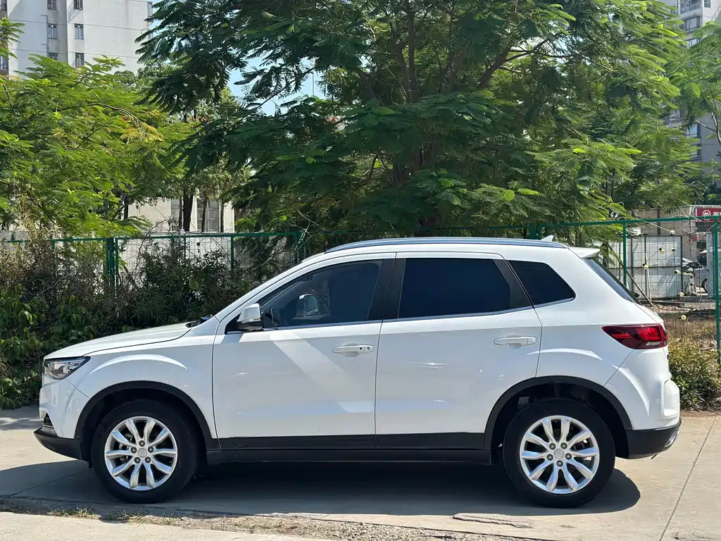 Bestune X40 — миниатюра 3
