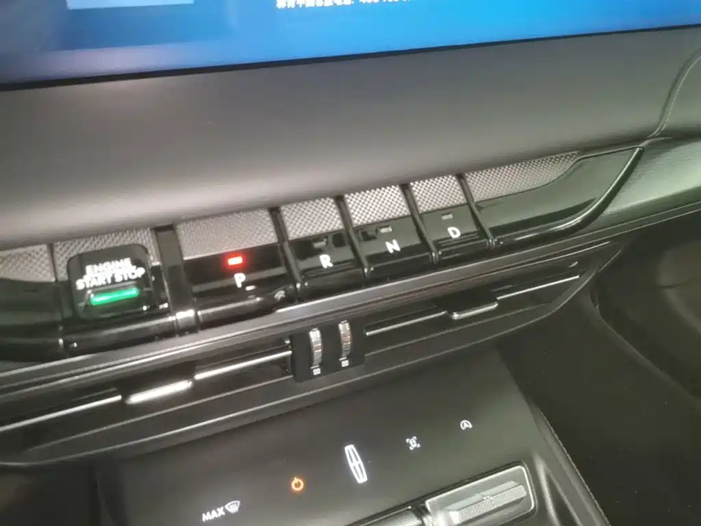 Lincoln Z — миниатюра 14