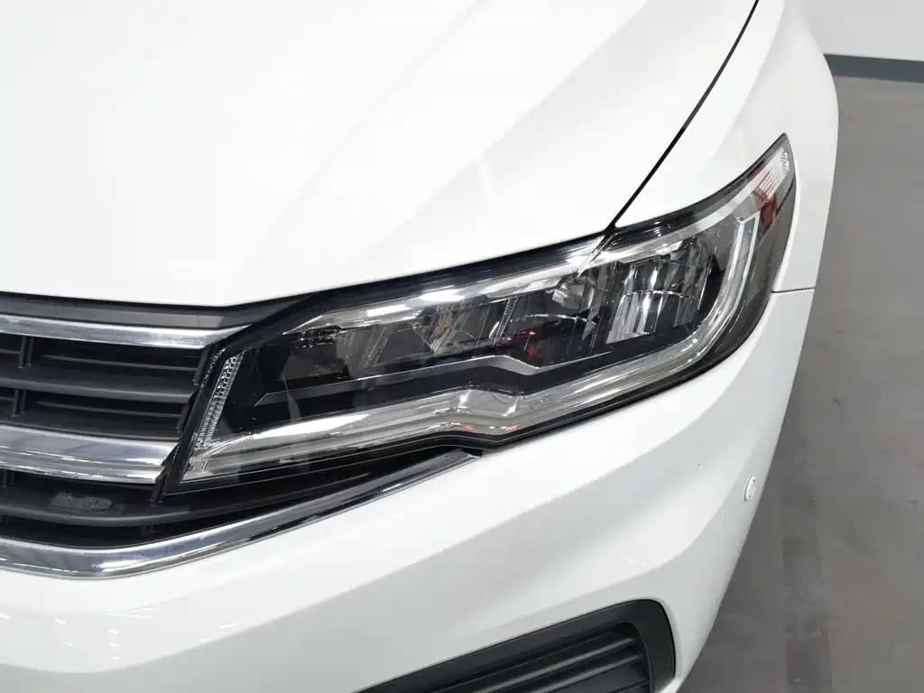 Volkswagen Bora — миниатюра 7