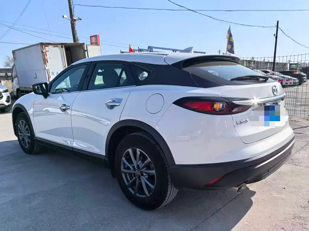 MAZDA CX 4