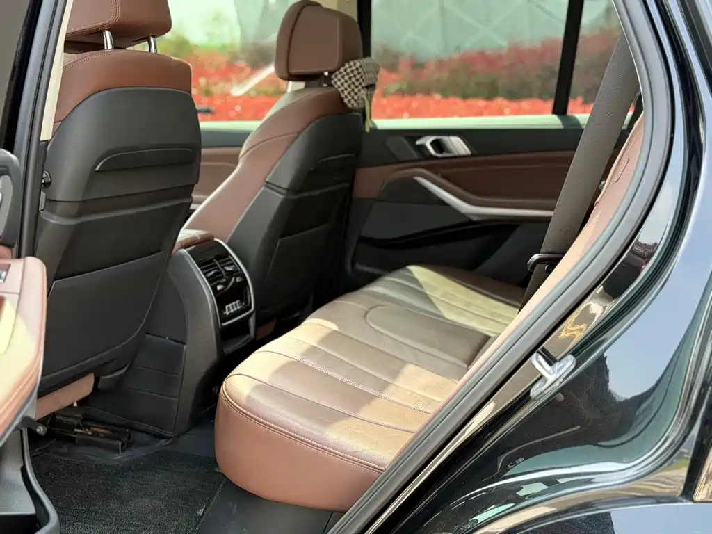 BMW X5 (Import) — миниатюра 9