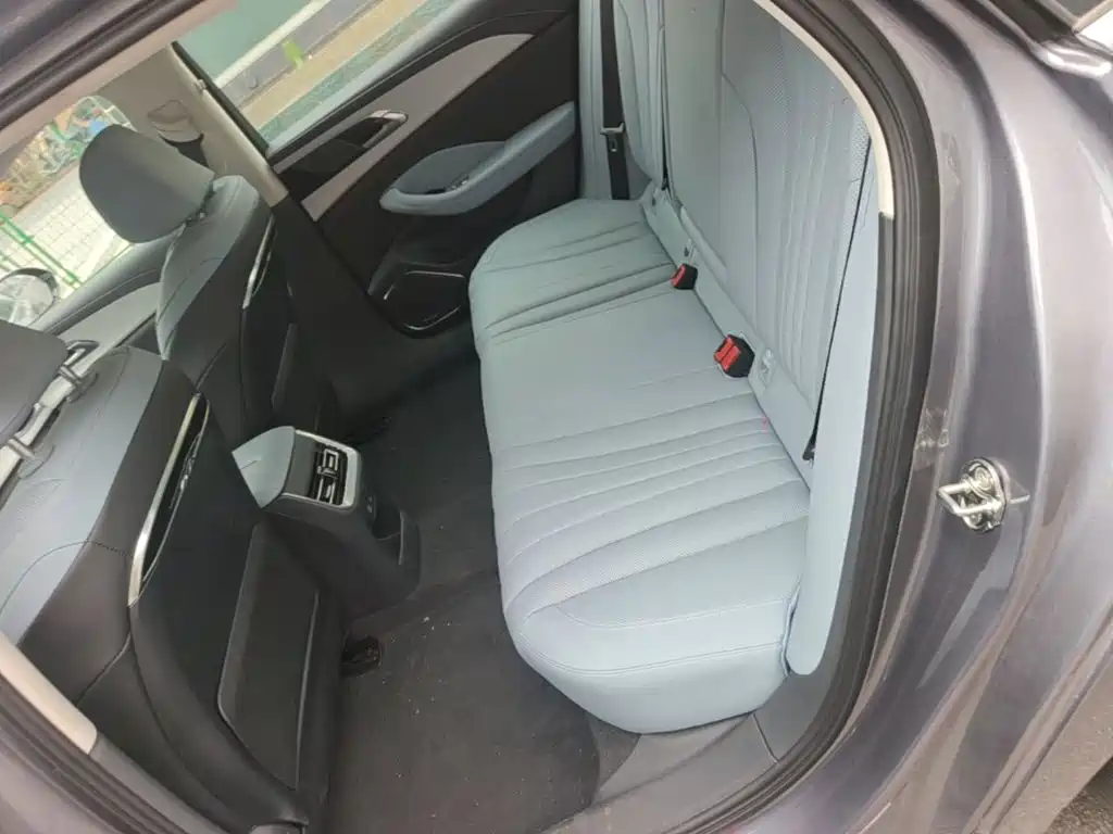 Hongqi Hongqi H5 PHEV — миниатюра 17