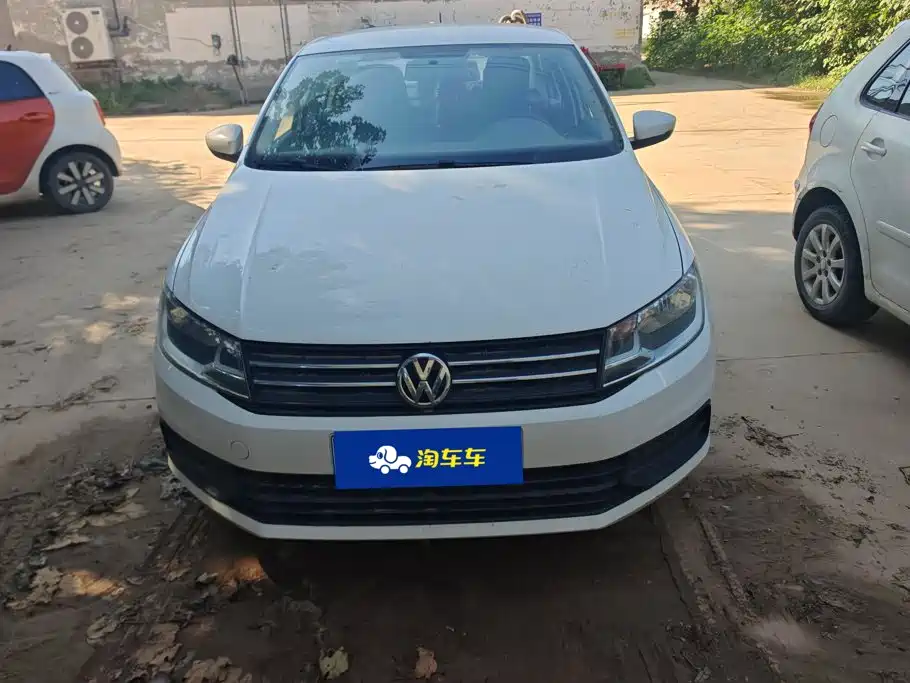 Volkswagen Santana — миниатюра 2