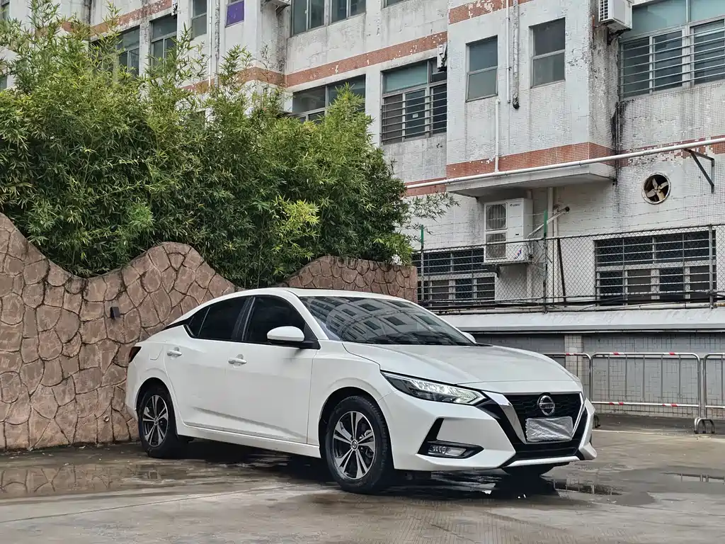 NISSAN XUAN YI