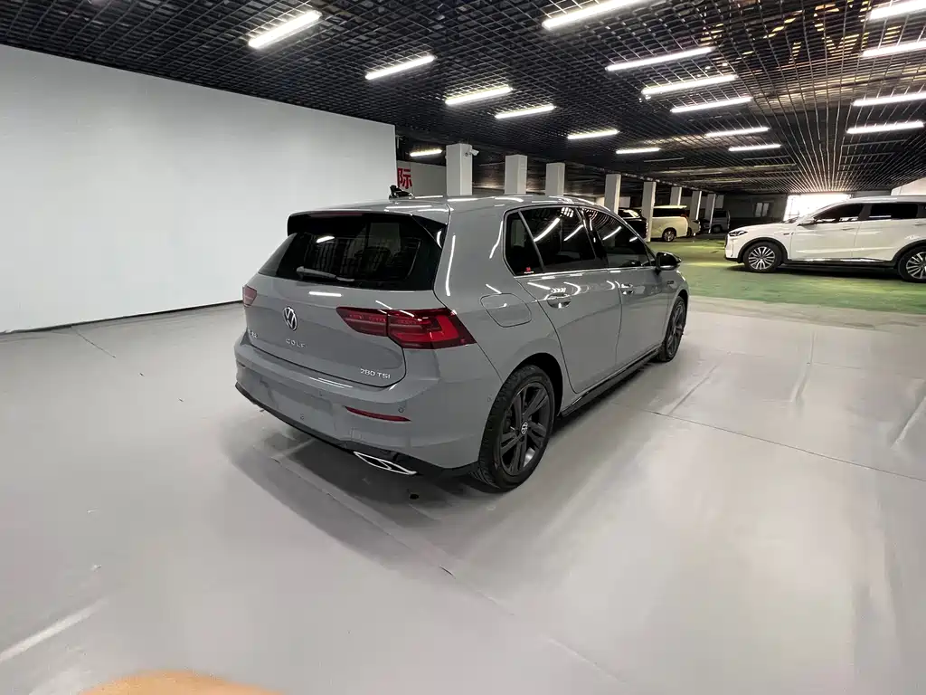 Volkswagen Golf — миниатюра 30